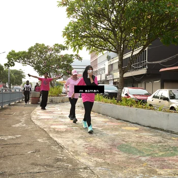 Runner Photo 8869401
