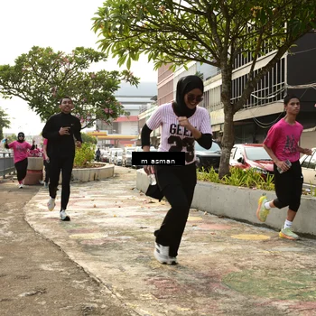 Runner Photo 8869404