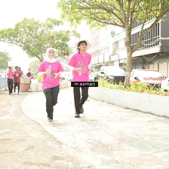Runner Photo 8869426