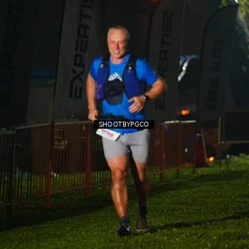 Runner Photo 8869451