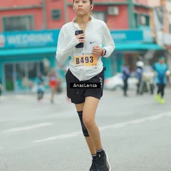Runner Photo 8869460