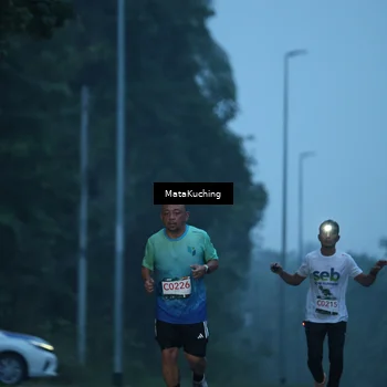 Runner Photo 8869565
