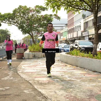 Runner Photo 8869647