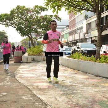 Runner Photo 8869660