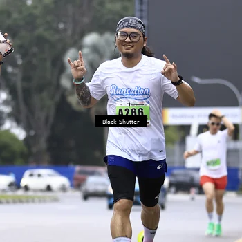 Runner Photo 8869723