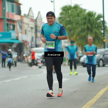 Runner Photo 8869778