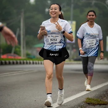 Runner Photo 8869805