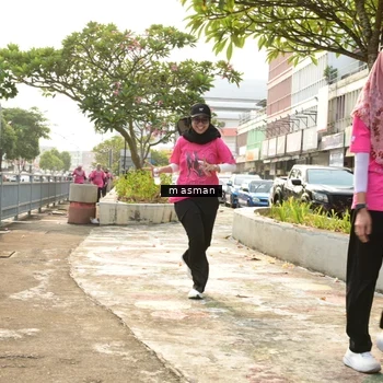 Runner Photo 8869934