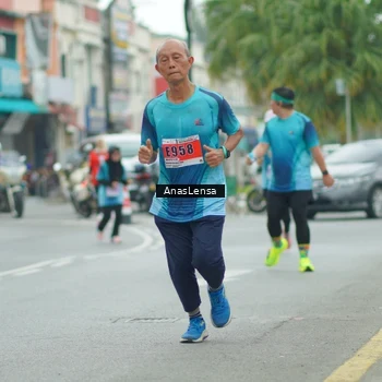 Runner Photo 8869935