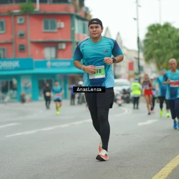 Runner Photo 8869947