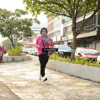 Runner Photo 8869955
