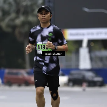 Runner Photo 8870111