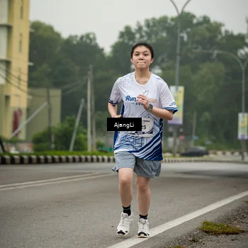 Runner Photo 8870198