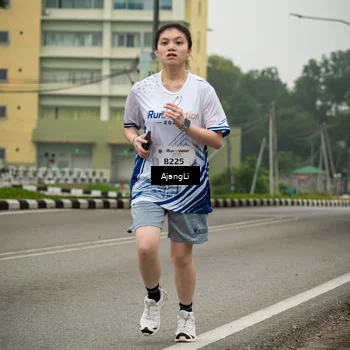 Runner Photo 8870243