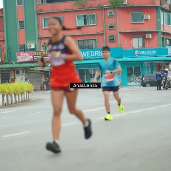 Runner Photo 8870308