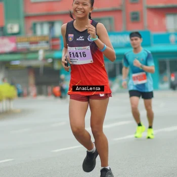 Runner Photo 8870309