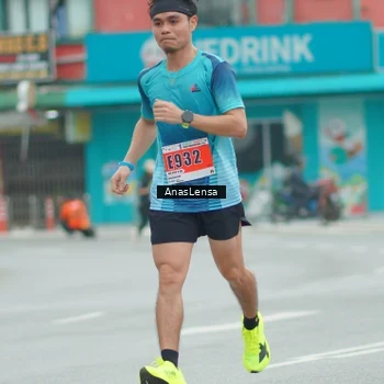 Runner Photo 8870397