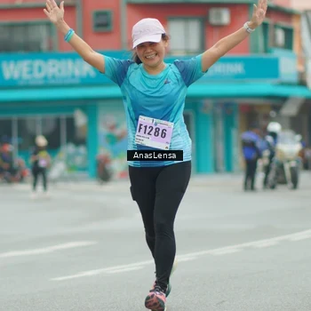 Runner Photo 8870545