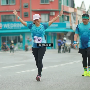Runner Photo 8870556