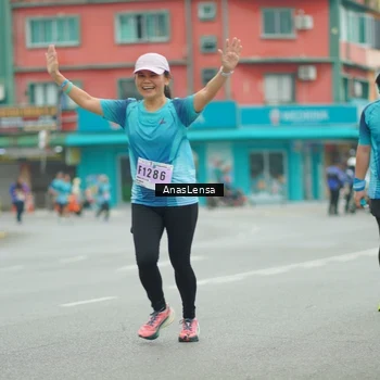 Runner Photo 8870656