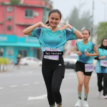 Runner Photo 8870723