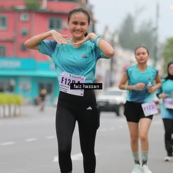 Runner Photo 8870773