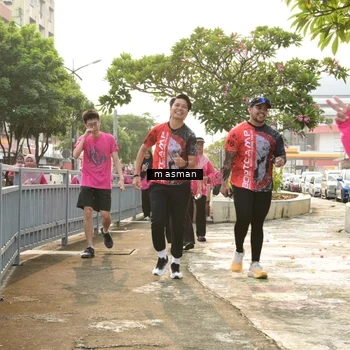 Runner Photo 8870913