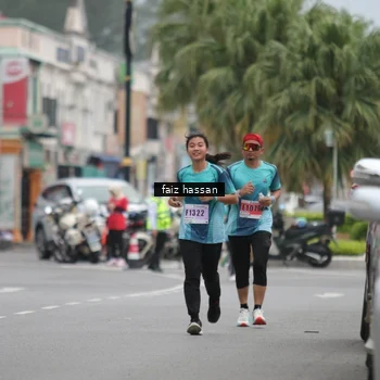 Runner Photo 8870925