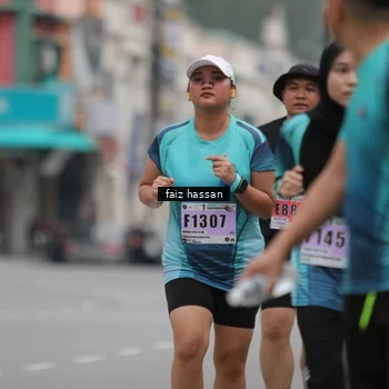 Runner Photo 8871001