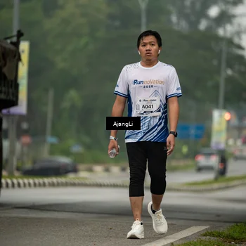 Runner Photo 8871017