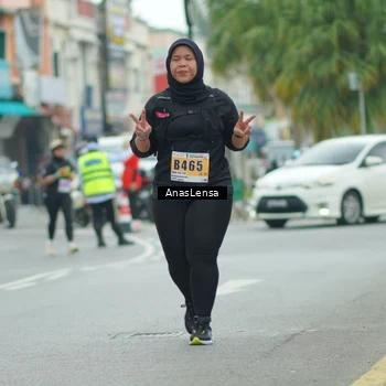 Runner Photo 8871048