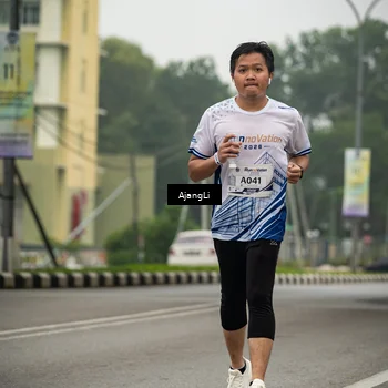 Runner Photo 8871059