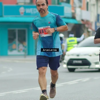Runner Photo 8871147