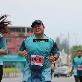 Runner Photo 8871163