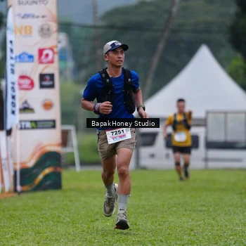 Runner Photo 8871268