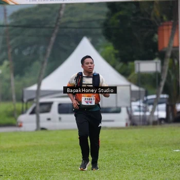 Runner Photo 8871289