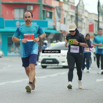 Runner Photo 8871295