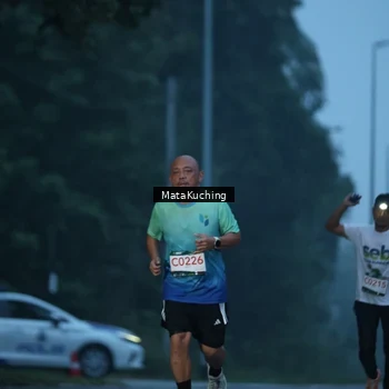 Runner Photo 8871297