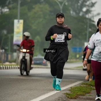 Runner Photo 8871303