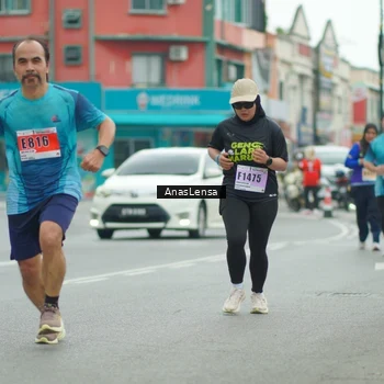 Runner Photo 8871307