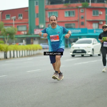 Runner Photo 8871321