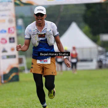 Runner Photo 8871354
