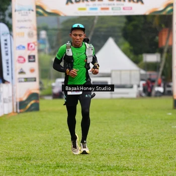 Runner Photo 8871454