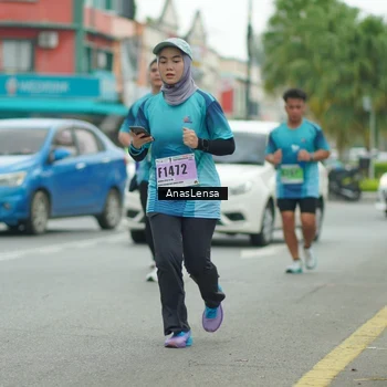 Runner Photo 8871511