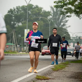 Runner Photo 8871678