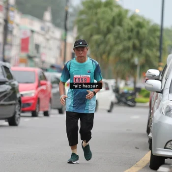 Runner Photo 8871689