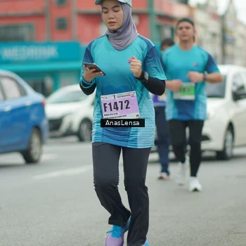 Runner Photo 8871696