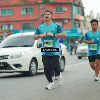 Runner Photo 8871718