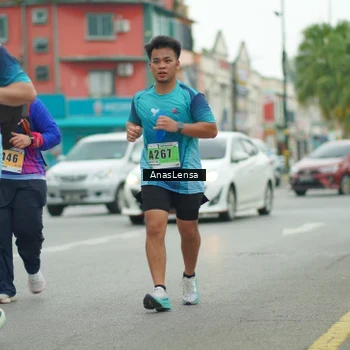 Runner Photo 8871792
