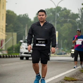 Runner Photo 8871795